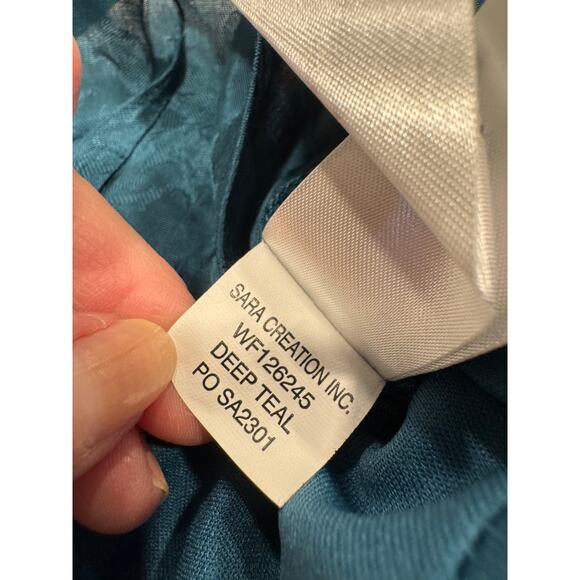 NEW Band of the Free Camille Floral Satin Crossover Crop Top Size S Teal NWT - Picture 8 of 12